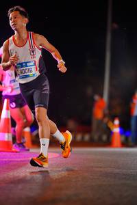 BIB: 40016
                            <button type="button" onclick="openModal(21511346)" class="btn btn-primary btn-sm float-right btn-popup" data-toggle="modal" data-target=".modal-high-quality">
                        <i class="fas fa-shopping-cart"></i> Add to Cart
                    </button>
                                            <button type="button" onclick="isThisMe(21511346, true)" class="btn btn-success btn-sm float-right btn-popup btn-isme hidden" data-toggle="tooltip" data-placement="bottom" title="นี่คือรูปของคุณใช่ไหม คลิกที่นี่เพื่อเอาเข้าอัลบั้ม">
                        <i class="fas fa-plus"></i> Add to album
                    </button>
                    <button type="button" onclick="isThisMe(21511346, false)" class="btn btn-warning btn-sm float-right btn-popup btn-isnotme hidden">
                        <i class="fas fa-ban"></i> Remove from album
                    </button>